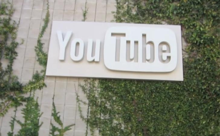 Former Google Recruiter Sues YouTube, Claims That He Was Told Not To Hire White And Asian Men Former Google Recruiter Sues YouTube, Claims That He Was Told Not To Hire White And Asian Men