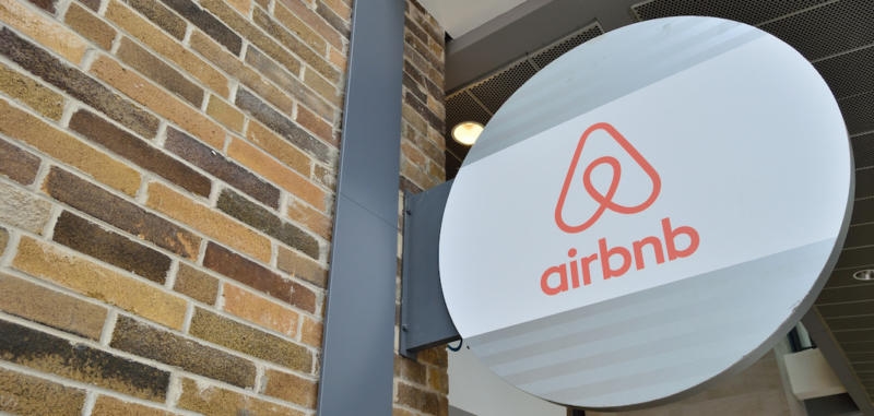 Airbnb Wants to Give Equity To Its Hosts, But It's Going To Take Some Time Airbnb Wants to Give Equity To Its Hosts, But It's Going To Take Some Time