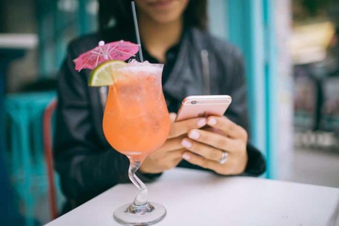 Dating Apps Promote Opening Your Heart, But Here’s Why People Of Color Have To Protect Theirs While Swiping