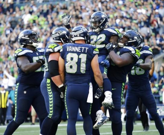 Activists Call for NFL to Deposit Funds Into Black-owned Banks