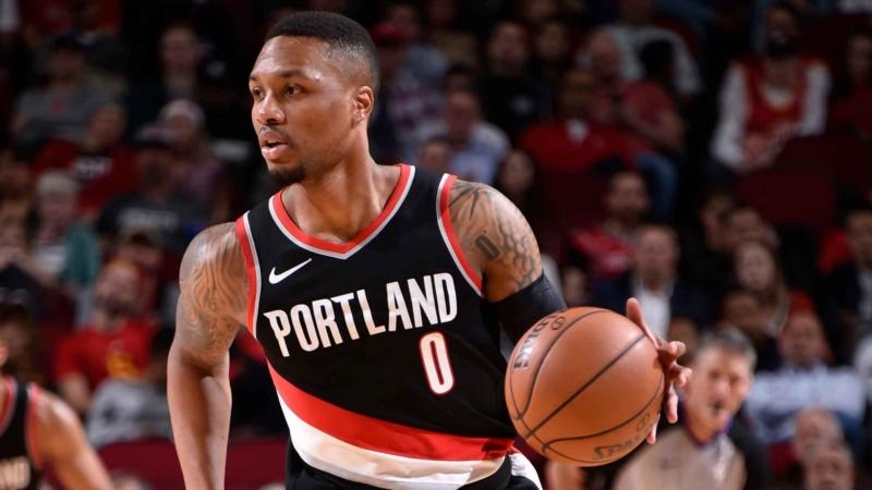 Damian Lillard Honors Paul Allen With Custom Sneaker