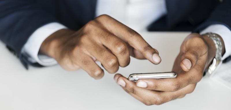 This Senator Wants The FCC to Shorten The Suicide Prevention Hotline Number This Senator Wants The FCC to Shorten The Suicide Prevention Hotline Number