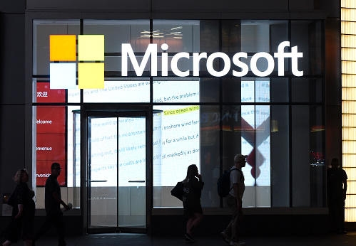 Some Microsoft Staffers Say The Company's Diversity Efforts Are Discriminatory Against White Men Some Microsoft Staffers Say The Company's Diversity Efforts Are Discriminatory Against White Men