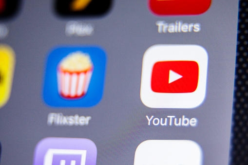 Report: YouTube Execs Ignored Employee Warnings About Toxic Content Report: YouTube Execs Ignored Employee Warnings About Toxic Content