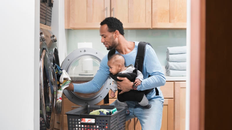 New Work Culture May Lead to Narrower Pay Gap Between Moms and Dads New Work Culture May Lead to Narrower Pay Gap Between Moms and Dads