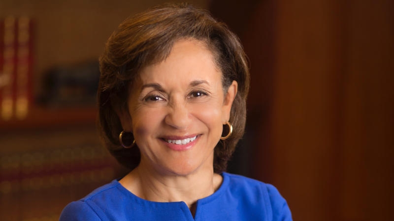 American Express Names Glenda McNeal as the First Black Woman on its Executive Committee