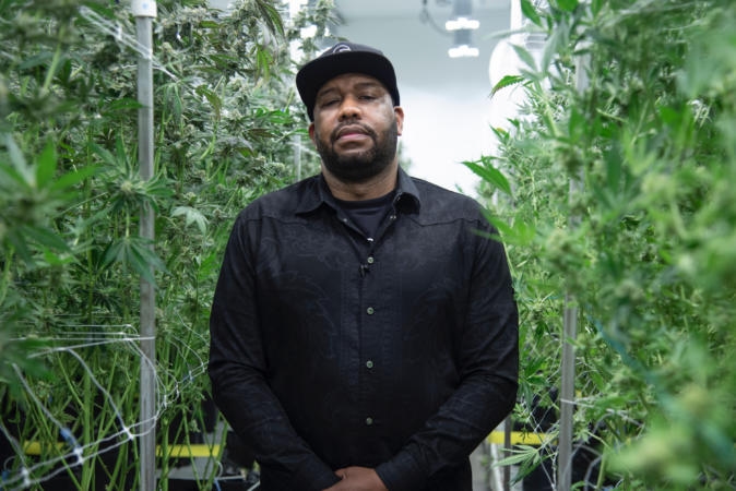 CEO & Cannabis Connoisseur Carlos Dew Wants Black Entrepreneurs to Get A Piece of the Industry CEO & Cannabis Connoisseur Carlos Dew Wants Black Entrepreneurs to Get A Piece of the Industry