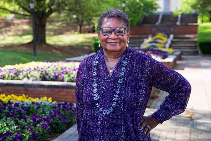 'I Knew I Wanted Something More,' Great-Grandma Earns College Degree At Age 78