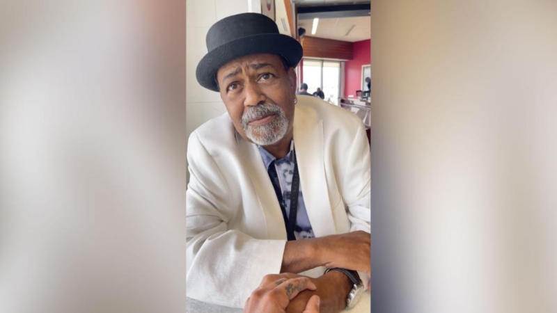 This Airport Piano Player Received $60K In Tips After A Stranger Shared Videos Of Him On Instagram This Airport Piano Player Received $60K In Tips After A Stranger Shared Videos Of Him On Instagram