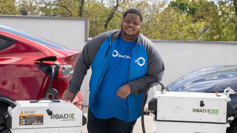 30-Year-Old Josh Aviv Is Behind An On-Demand EV Charging Network That's Now A $110M Company 30-Year-Old Josh Aviv Is Behind An On-Demand EV Charging Network That's Now A $110M Company