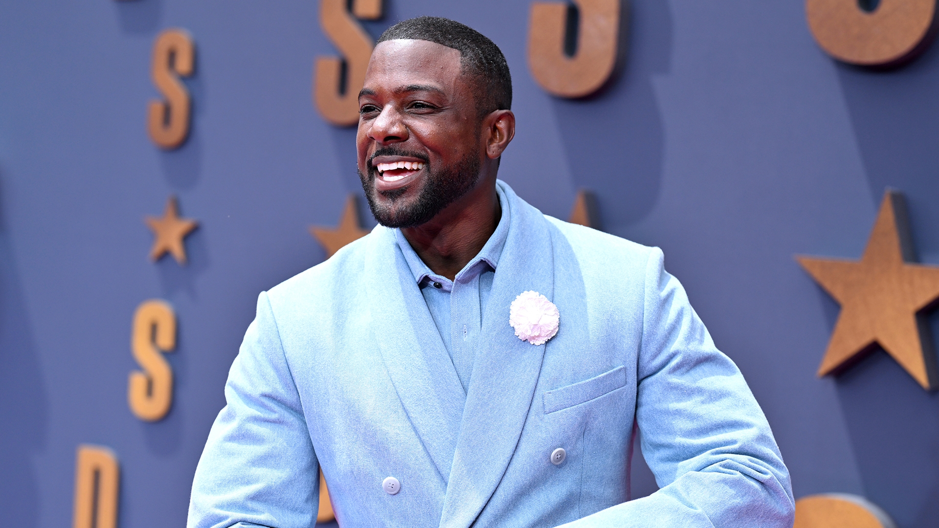 Lance Gross Recalls Splurging On His Parents With His First Big Paycheck Lance Gross Recalls Splurging On His Parents With His First Big Paycheck