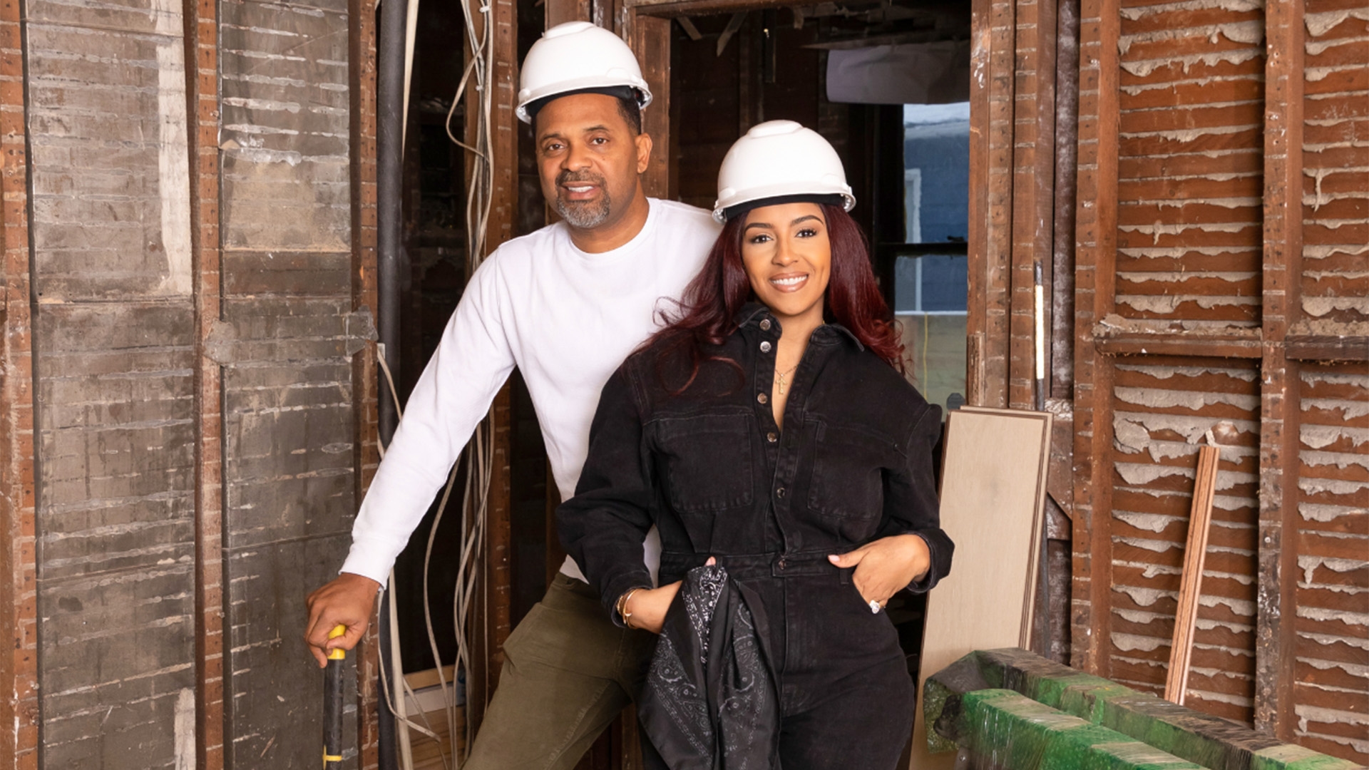 Mike Epps Reflects On His Projects In Real Estate, Including Creating Affordable Housing — 'I Bought My Whole Childhood Block Back' Mike Epps Reflects On His Projects In Real Estate, Including Creating Affordable Housing — 'I Bought My Whole Childhood Block Back'