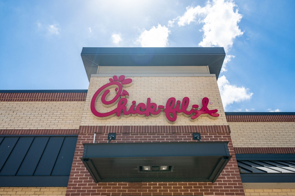 Meet Ibukun Olubiyi, The Owner Of The First Chick-Fil-A Restaurant Reportedly In Ottawa, Canada Meet Ibukun Olubiyi, The Owner Of The First Chick-Fil-A Restaurant Reportedly In Ottawa, Canada