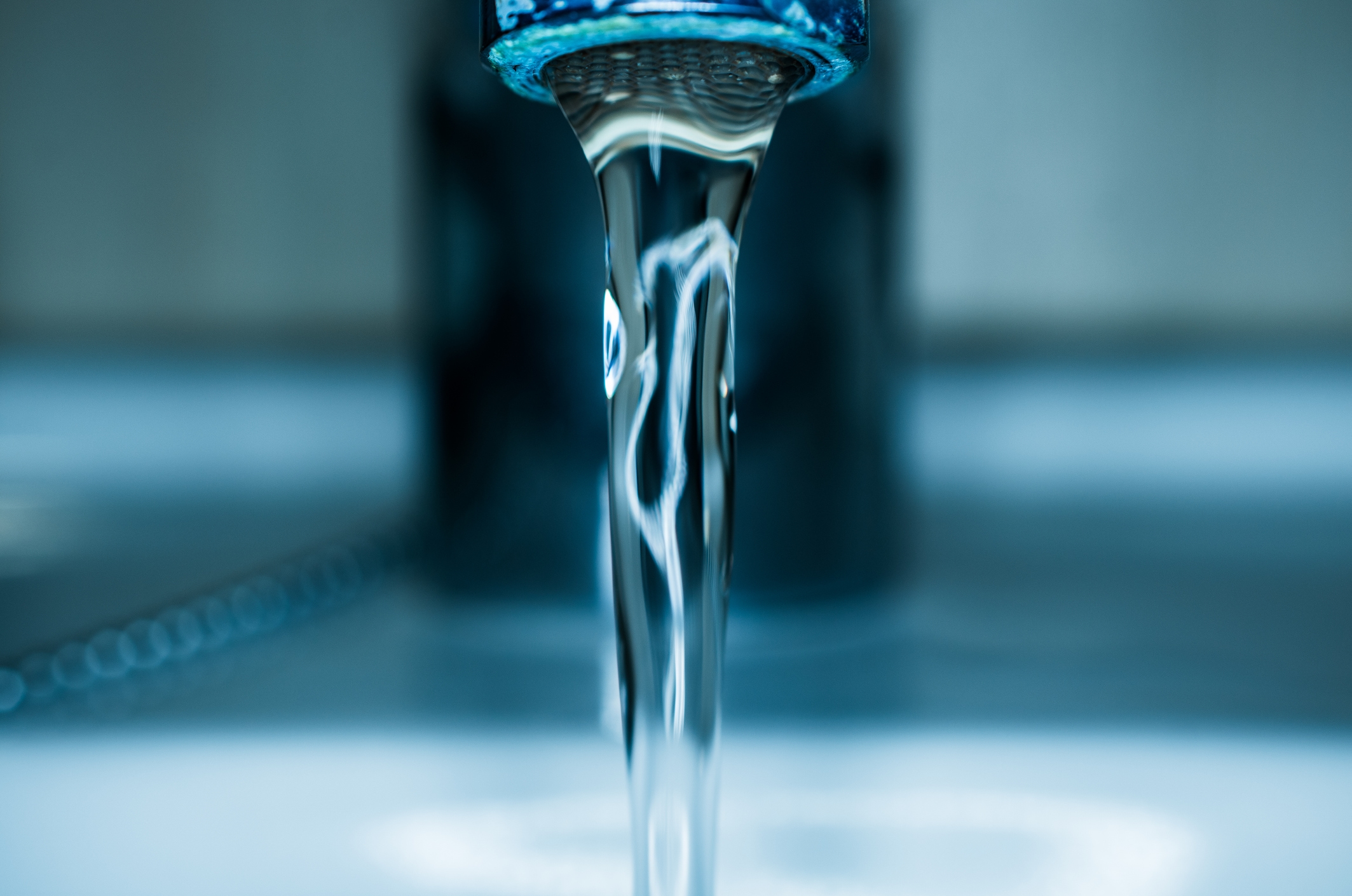 Moses West's Machine Turns Air Into Clean Drinking Water, Producing Over 4 Billion Gallons Annually