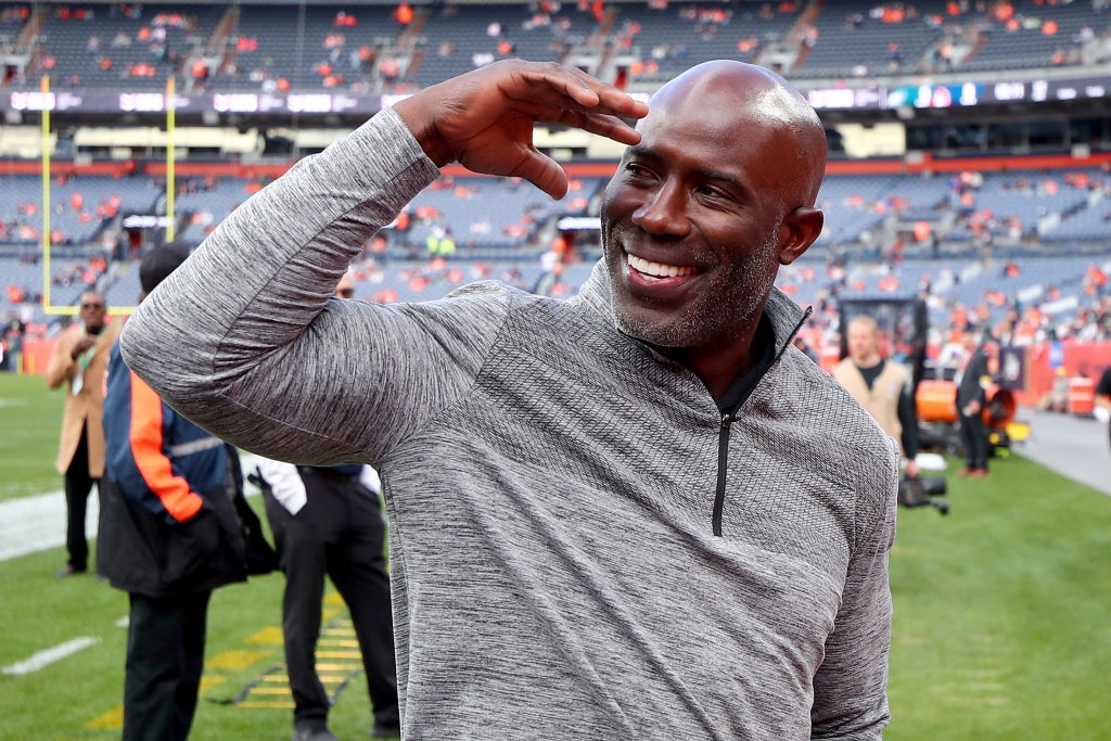 Terrell Davis Shares How An 'Unethical' Financial Advisor Led Him To Enlist An Unofficial Board Of Directors During His Early Days In The NFL Terrell Davis Shares How An 'Unethical' Financial Advisor Led Him To Enlist An Unofficial Board Of Directors During His Early Days In The NFL