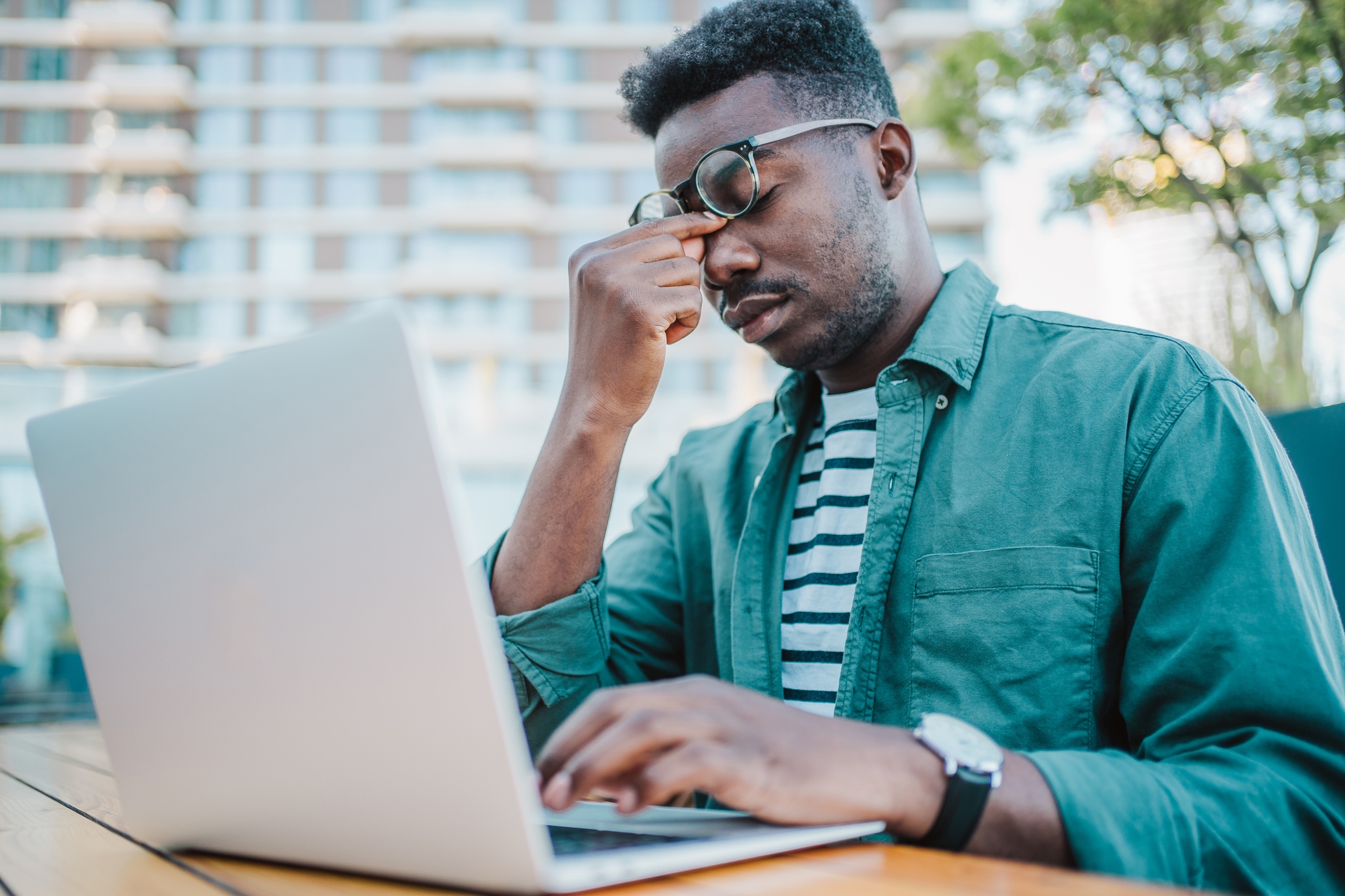 Young Workers In AI-Exposed Roles Face 13% Employment Drop, Stanford Study Finds