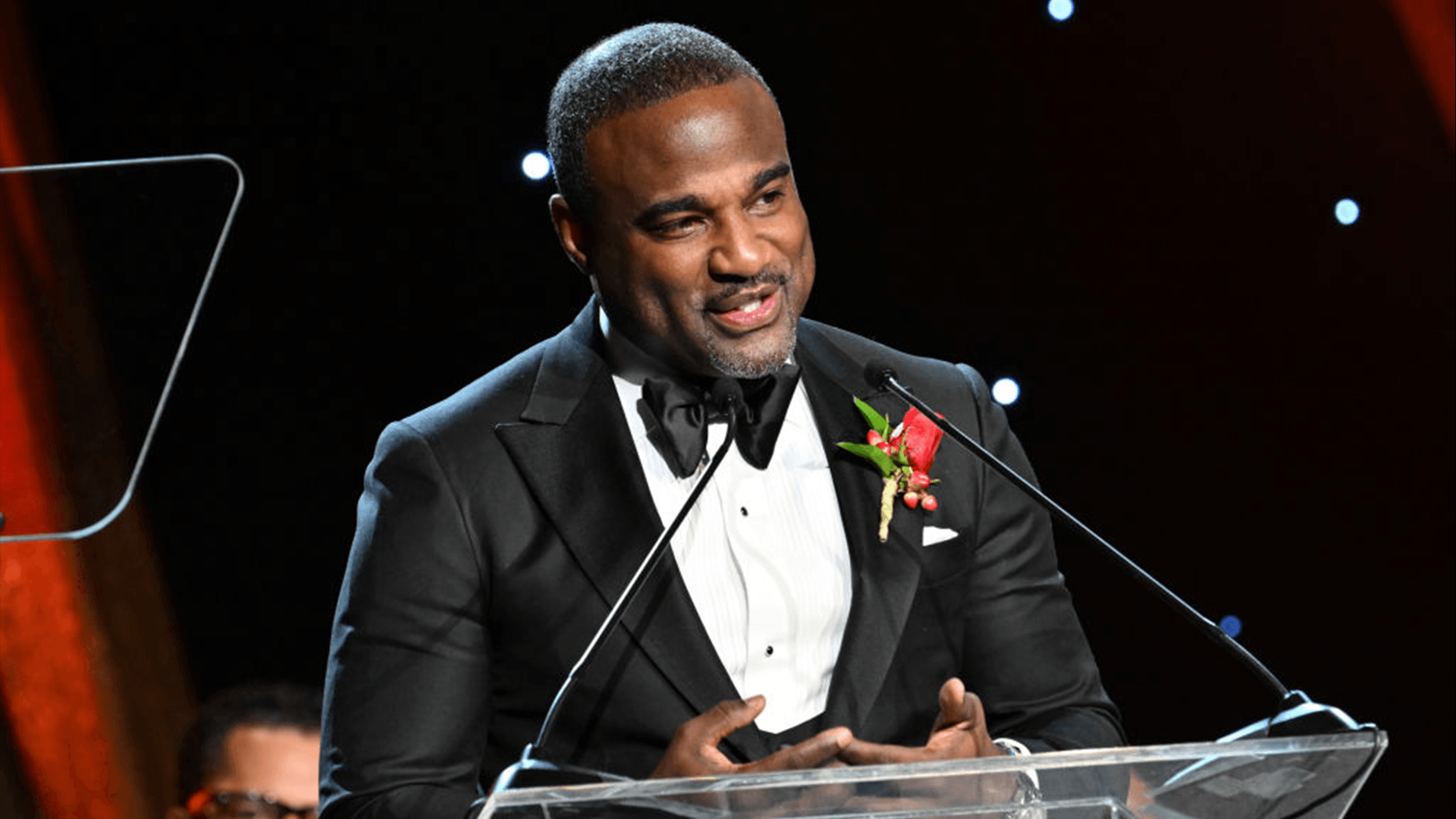 How Multimillionaire Rashaun Williams Used 'Hear Me Out' And Sneaking Into Events To Land His Seat On ‘Shark Tank’