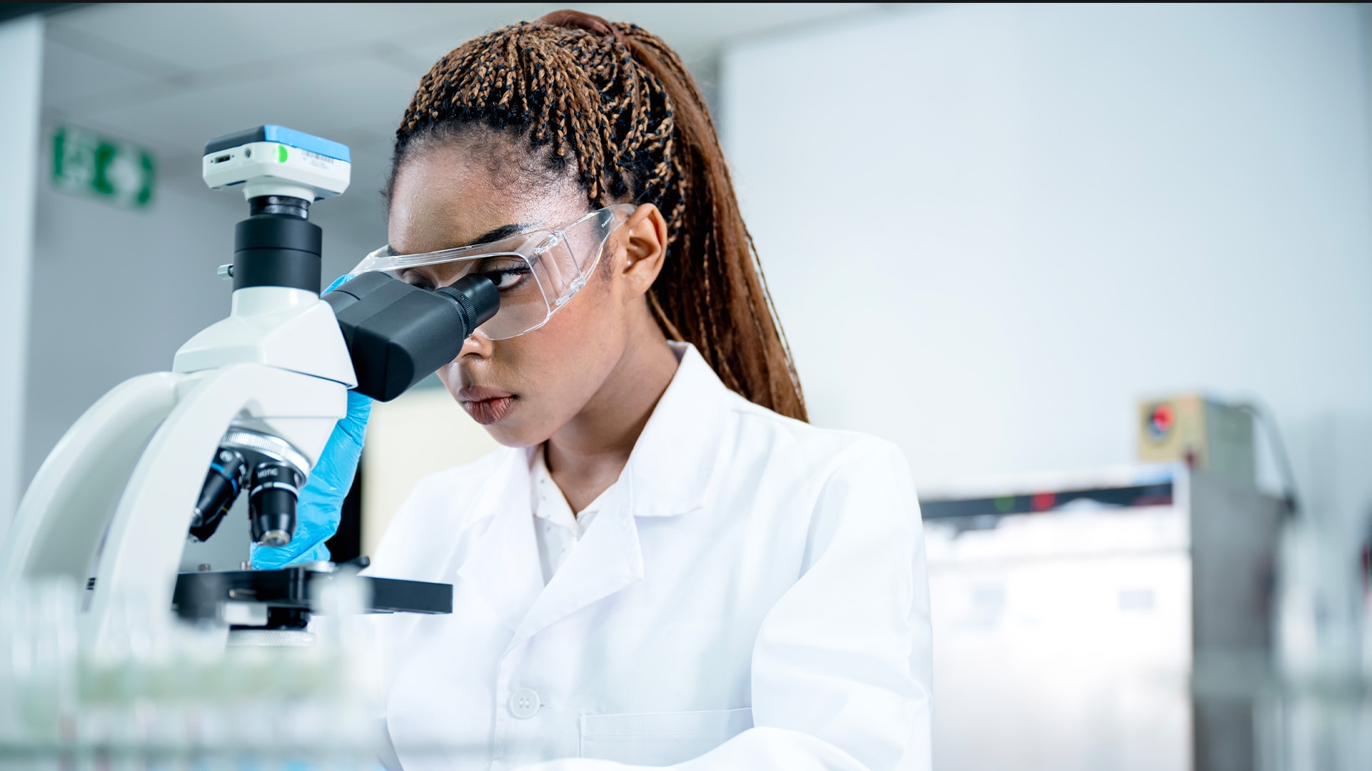Crystal Brown Didn't Study Biology, But She Co-Founded An AI Drug Discovery Biotech Company That's Raised Over $3M