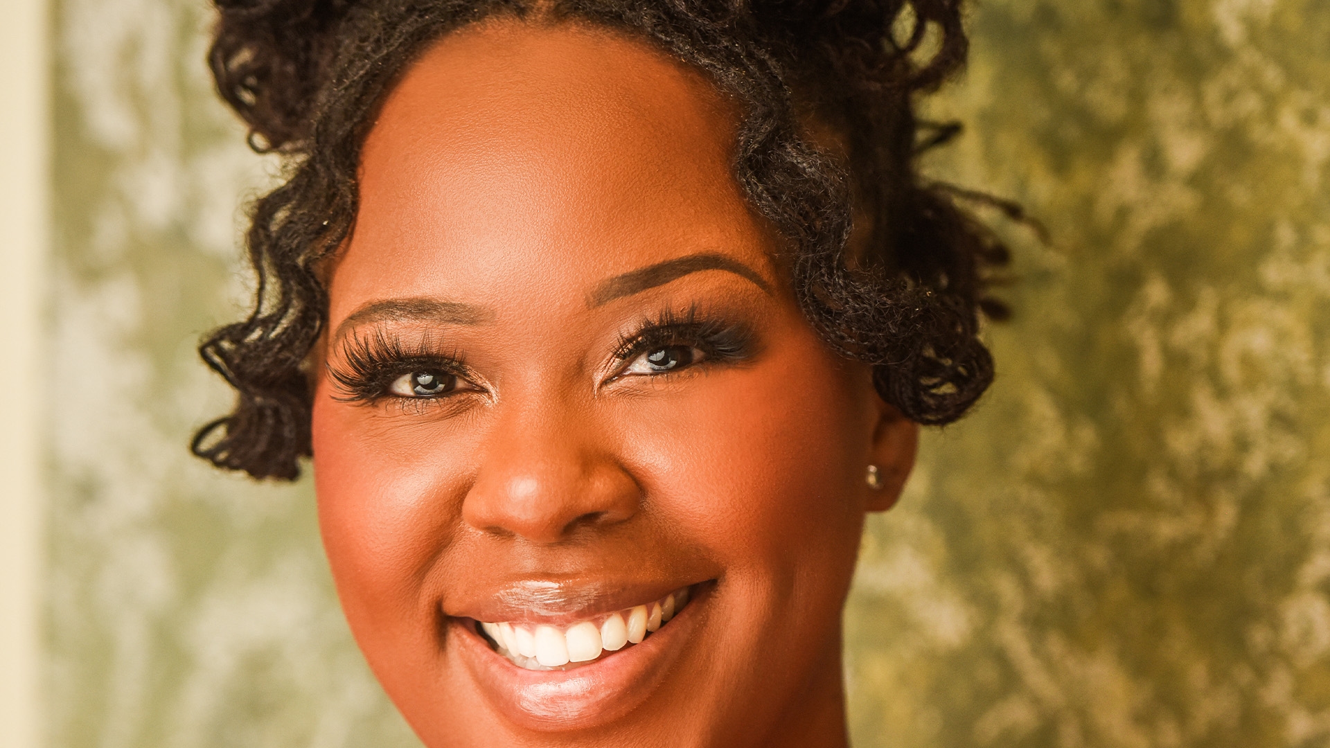 Amanda Spann Wants To Empower ‘Missing Middle’ Professionals To Build Tech Startups Even If They Don't Know How To Code