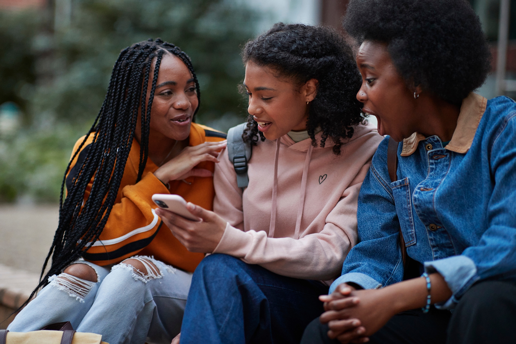 Study Shows Teens Consume Majority Of Their News From Influencers And Independent Creators