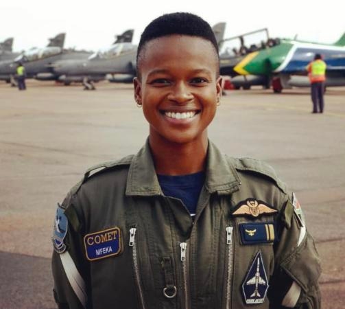 Major Mandisa Mfeka, the World's First Black Woman Combat Pilot From South Africa Major Mandisa Mfeka, the World's First Black Woman Combat Pilot From South Africa