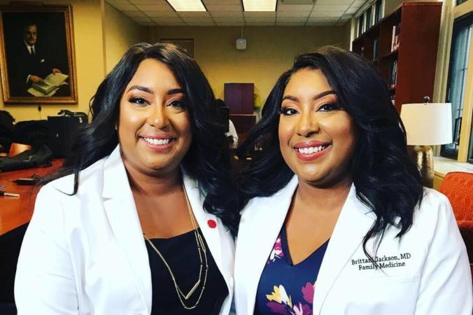 As First-Generation Twin Doctors In Their Family, Brandi And Brittani Jackson Plan To Pave The Way As First-Generation Twin Doctors In Their Family, Brandi And Brittani Jackson Plan To Pave The Way