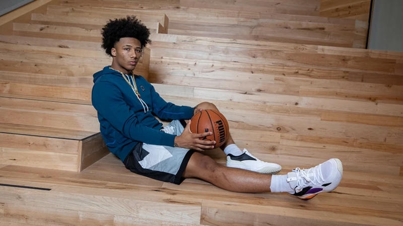 Puma Signs 17-Year-Old High School Basketball Player Mikey Williams In A Historic Endorsement Deal Puma Signs 17-Year-Old High School Basketball Player Mikey Williams In A Historic Endorsement Deal
