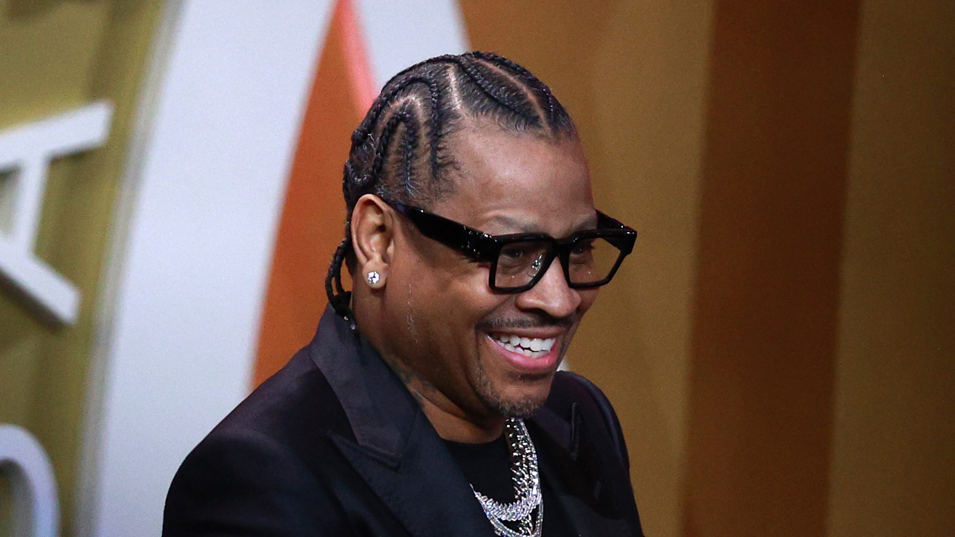 Allen Iverson Brings His 'Iverson '01' Cannabis Strain To Pennsylvania In Partnership With Black-Owned Viola Brands Allen Iverson Brings His 'Iverson '01' Cannabis Strain To Pennsylvania In Partnership With Black-Owned Viola Brands