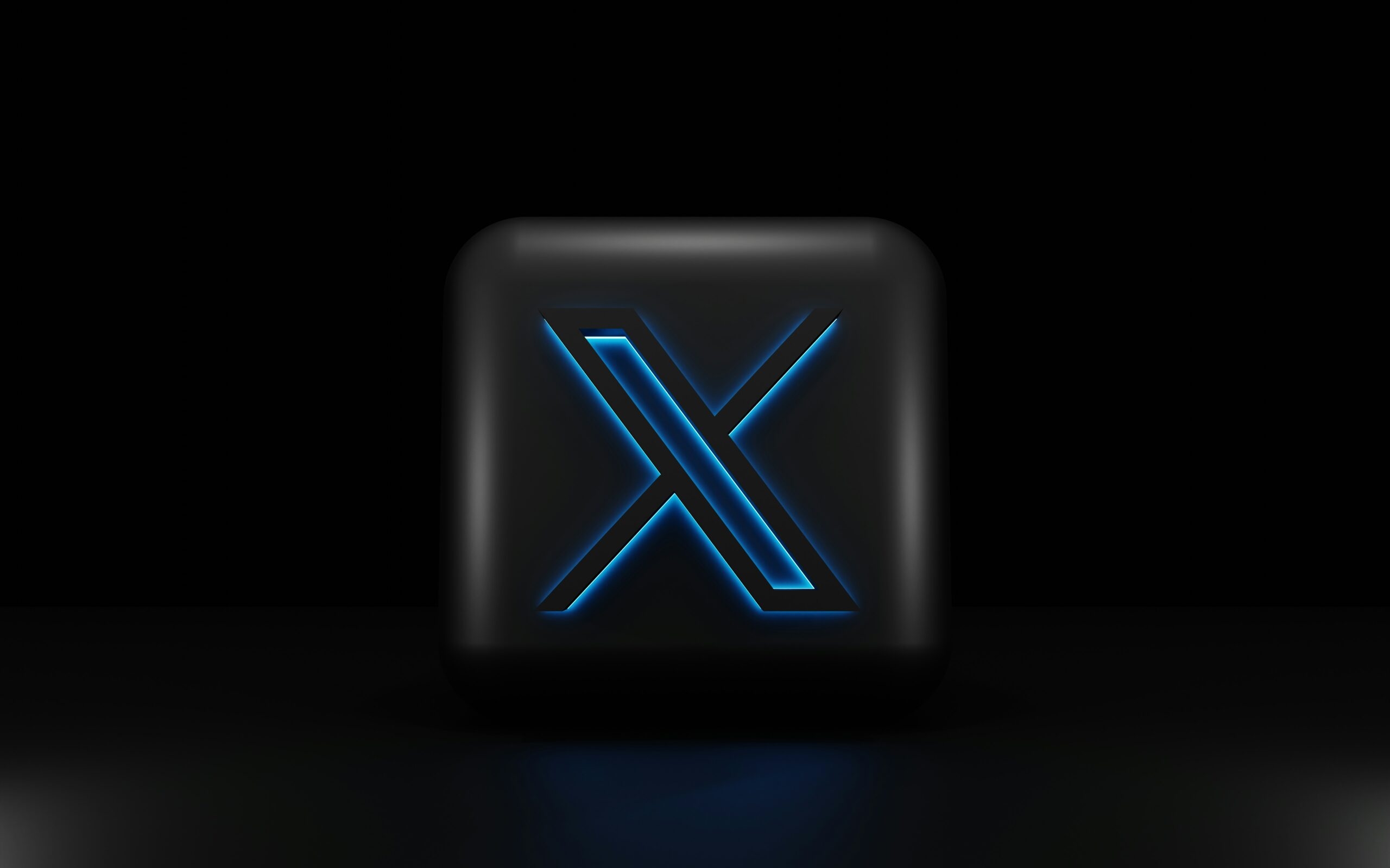 X/Twitter's Net Worth Reportedly Takes Massive Dive X/Twitter's Net Worth Reportedly Takes Massive Dive