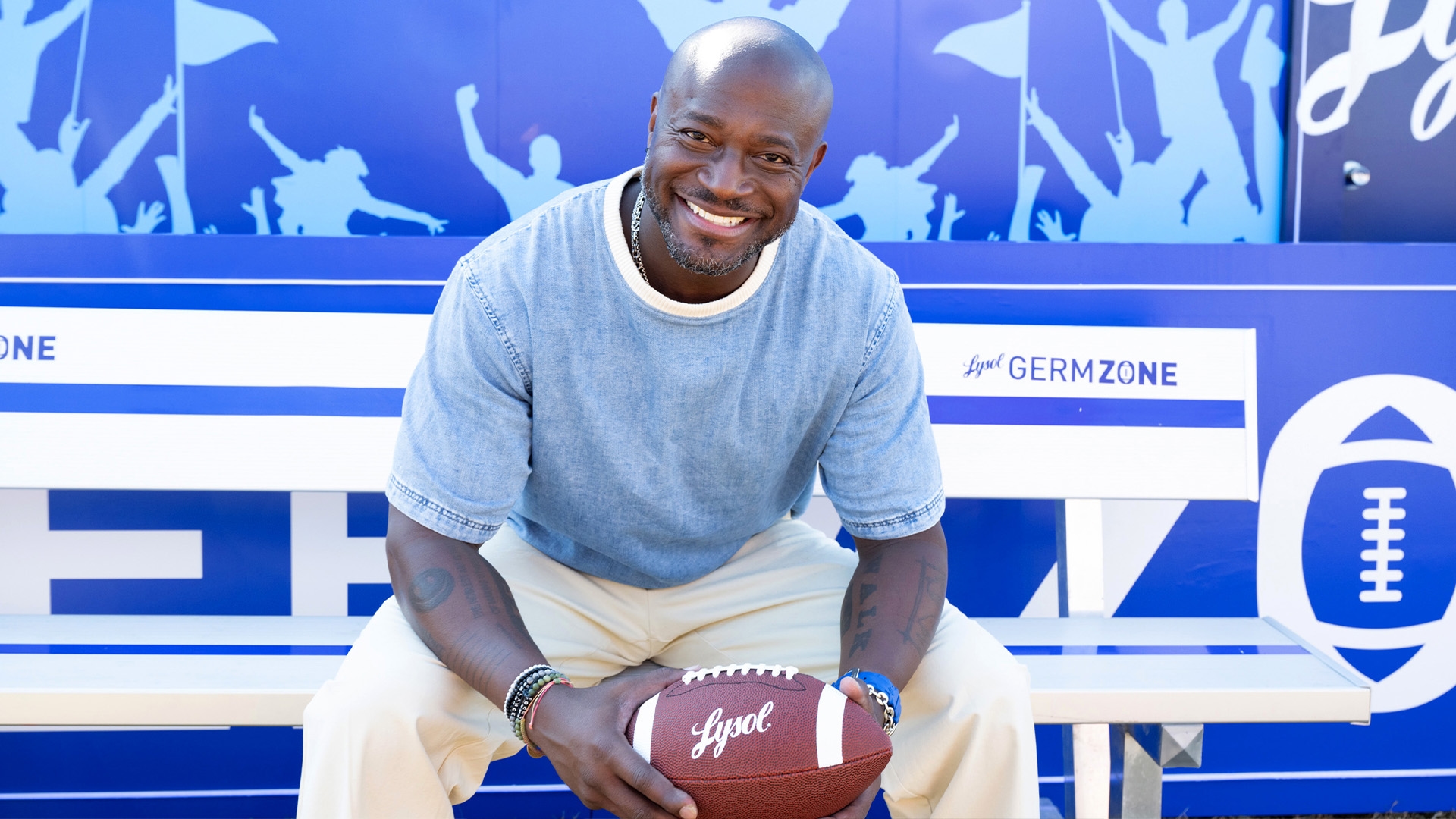 Actor Taye Diggs Says He's 'Still Learning When It Comes To Managing Money' But Has His Eyes On Investing Into Real Estate Actor Taye Diggs Says He's 'Still Learning When It Comes To Managing Money' But Has His Eyes On Investing Into Real Estate
