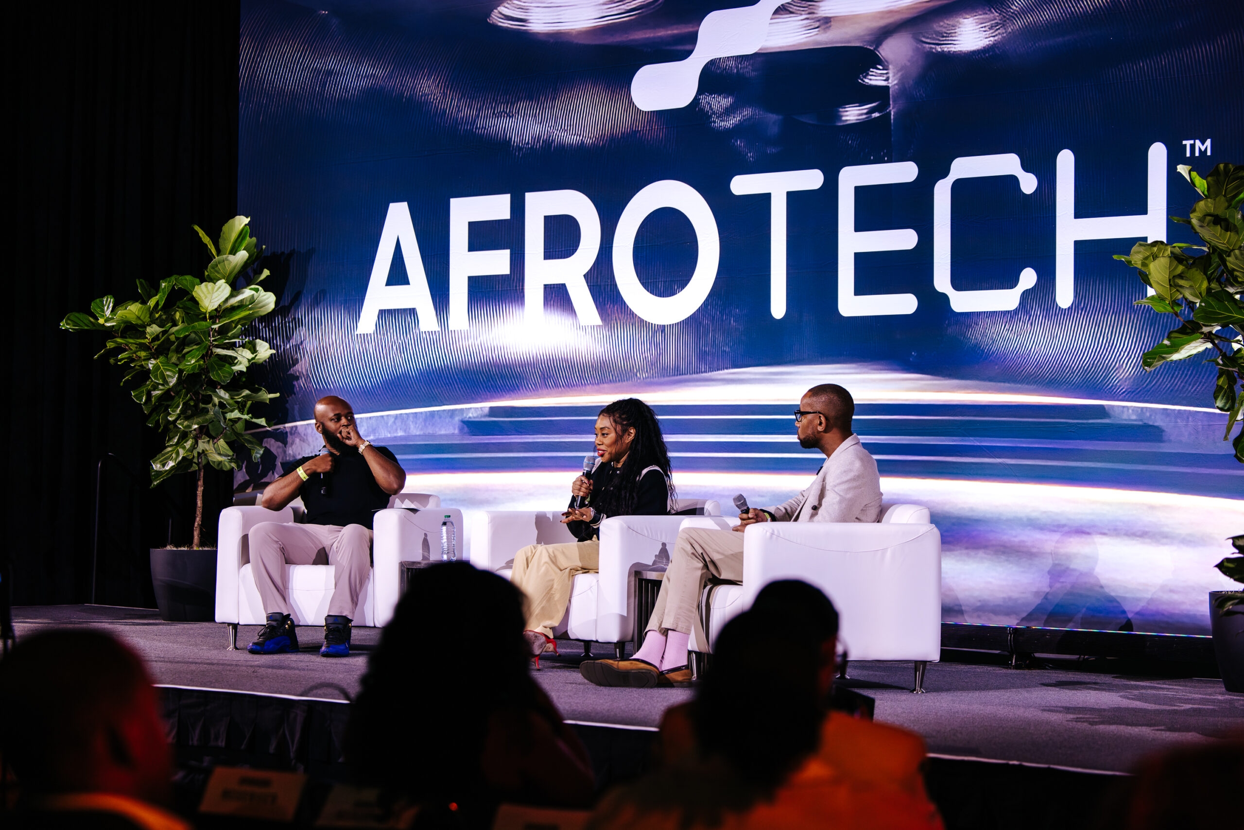 AFROTECH™ Conference Closes Out With Focus On Authenticity, Generating Revenue, And Mobilizing Fans In Creator Economy AFROTECH™ Conference Closes Out With Focus On Authenticity, Generating Revenue, And Mobilizing Fans In Creator Economy